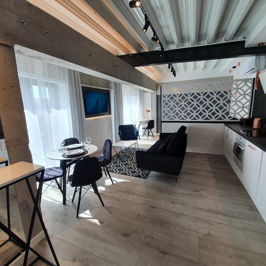 אלק Apartamenty Kapielowa Bialy מראה חיצוני תמונה