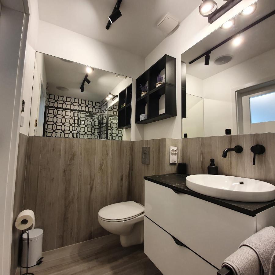 אלק Apartamenty Kapielowa Bialy מראה חיצוני תמונה